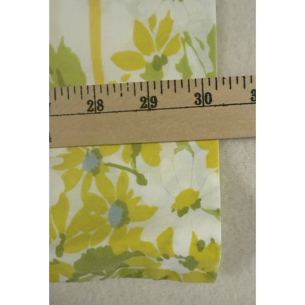1 Vtg Floral Standard Pillowcase Yellow Flower Power Percale USA Utica Cottage‎